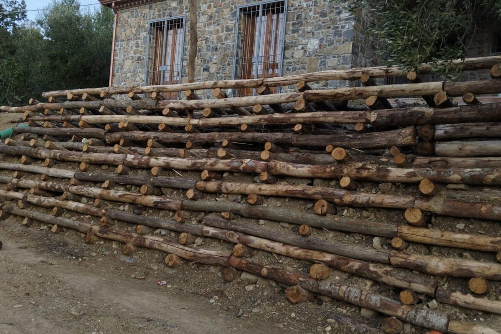 Struttura rurale in pietra di Vecchio Carrubo nel Cilento